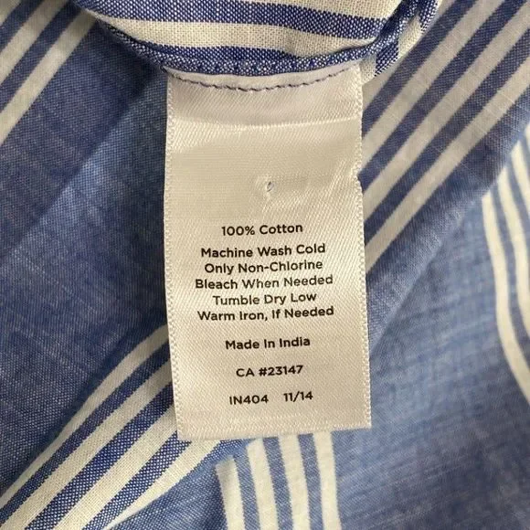 Talbots Button Down Shirt Women's 8 Blue White Striped Career Work Uniform Job - Picture 4 of 5